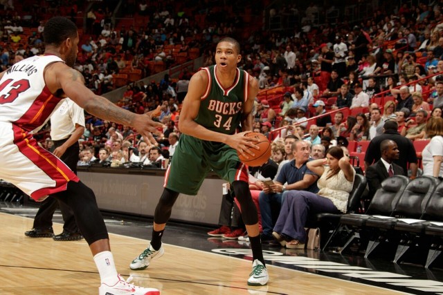 勇士将试训29岁扣篮王 曾在勇士场均得12.9分