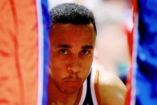 郭艾伦：人生总是充满坎坷 我腿完蛋了